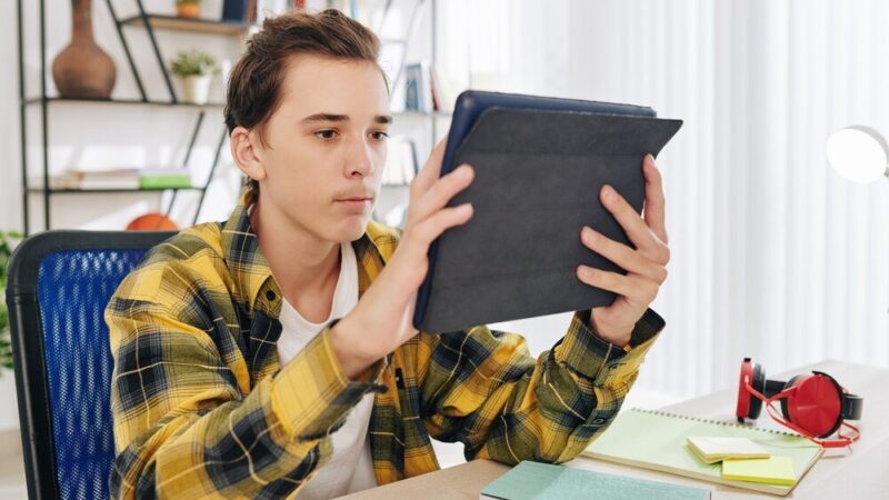Jakie są profile w liceum – czym się różnią i jak wybrać?